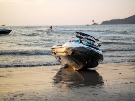 Fort Lauderdale, FL jet ski accident attorney